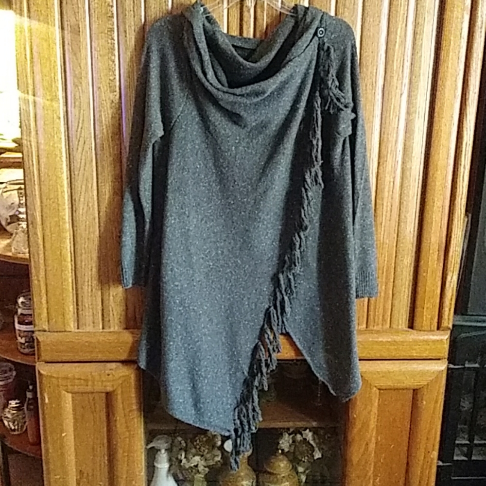Knitted sweter